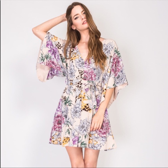 Best selling dress! - Picture 3 of 8